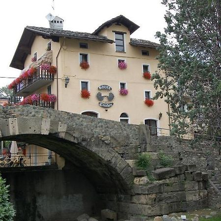 Hotel Cecchin Aosta Kültér fotó