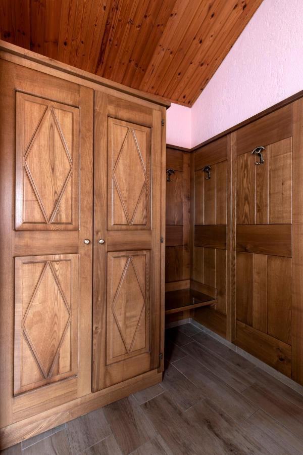 Hotel Cecchin Aosta Kültér fotó