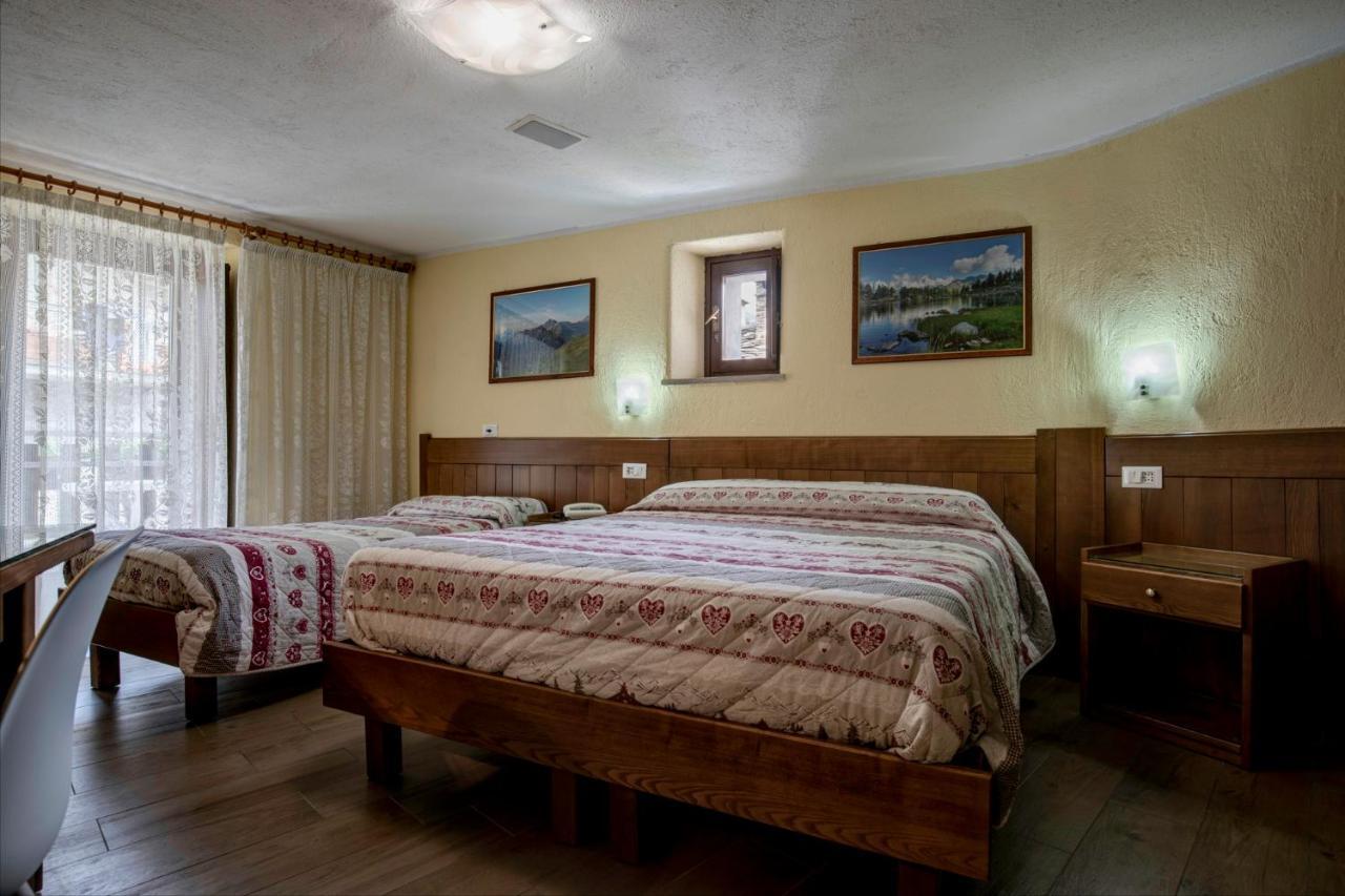Hotel Cecchin Aosta Kültér fotó