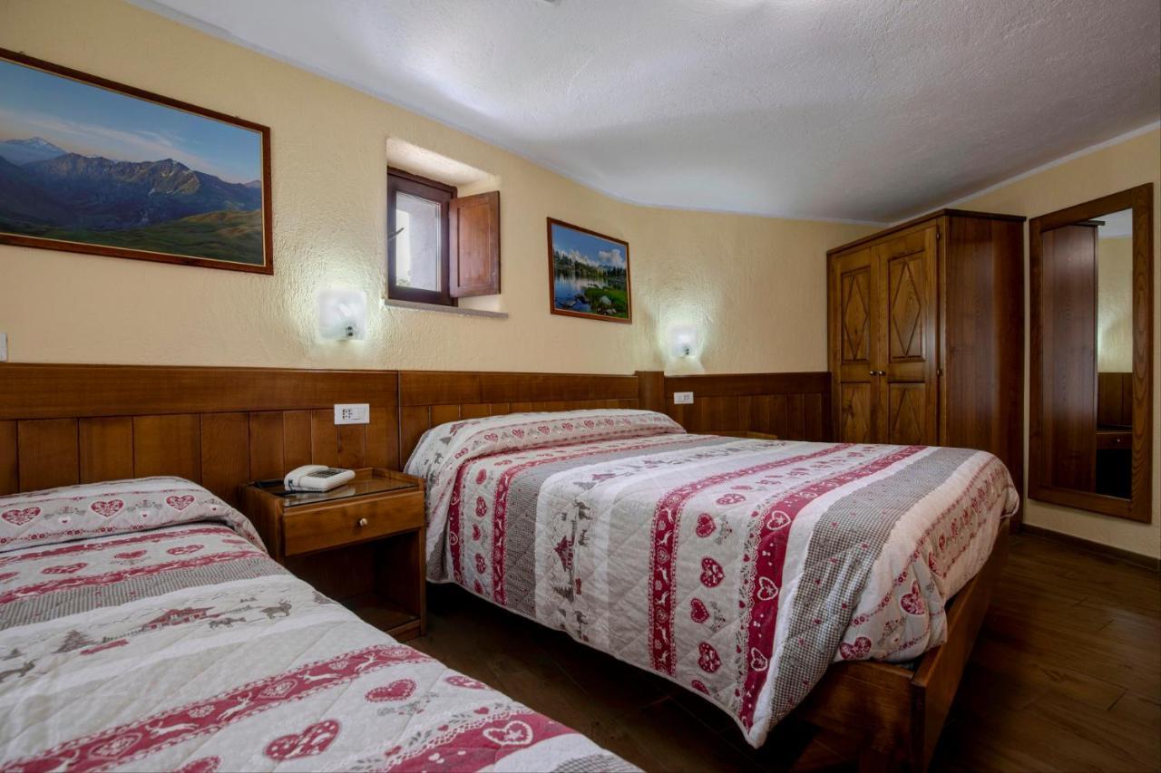 Hotel Cecchin Aosta Kültér fotó