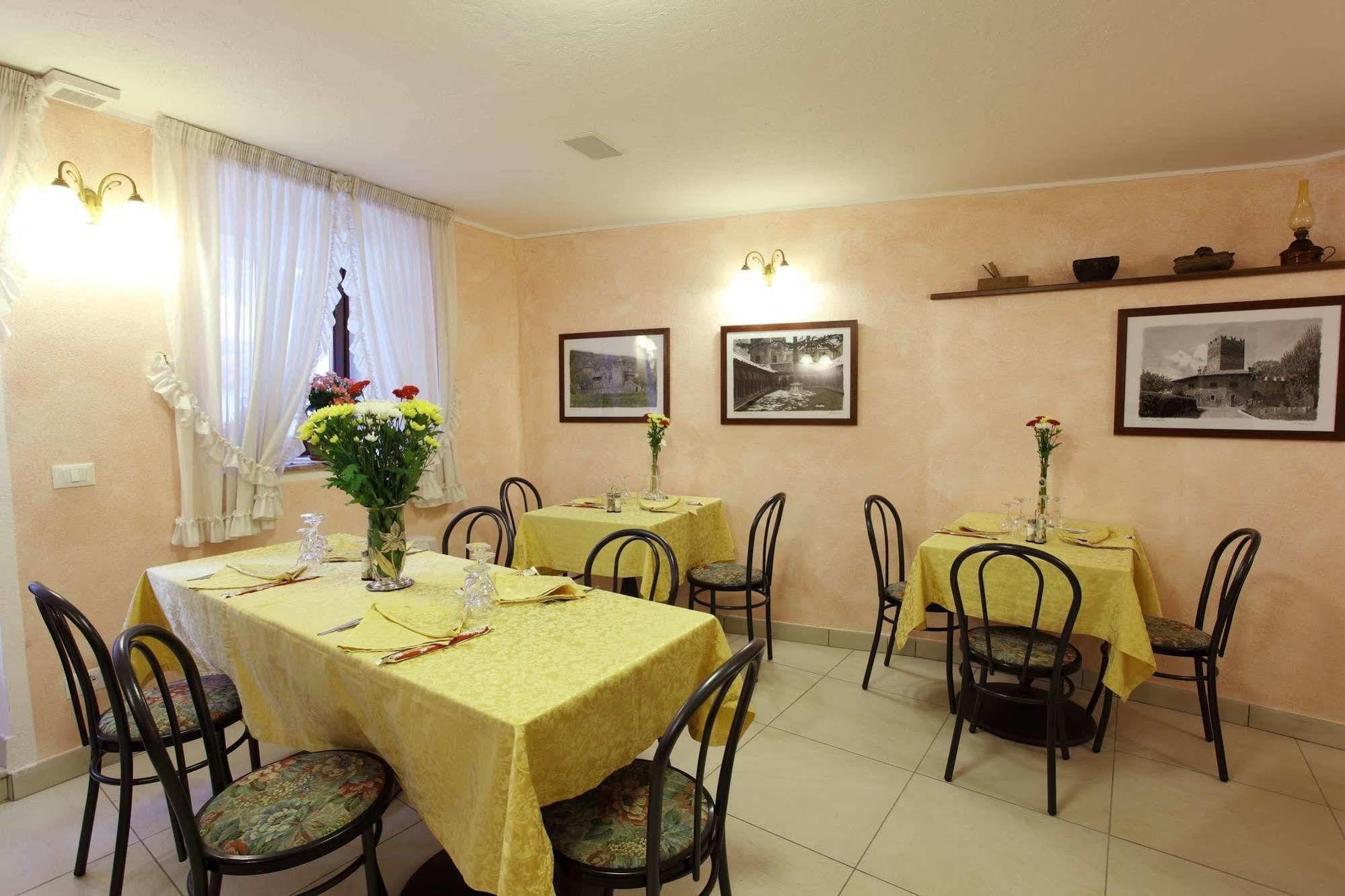 Hotel Cecchin Aosta Kültér fotó