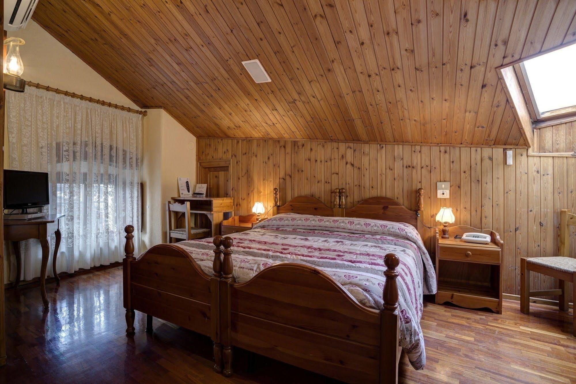 Hotel Cecchin Aosta Kültér fotó