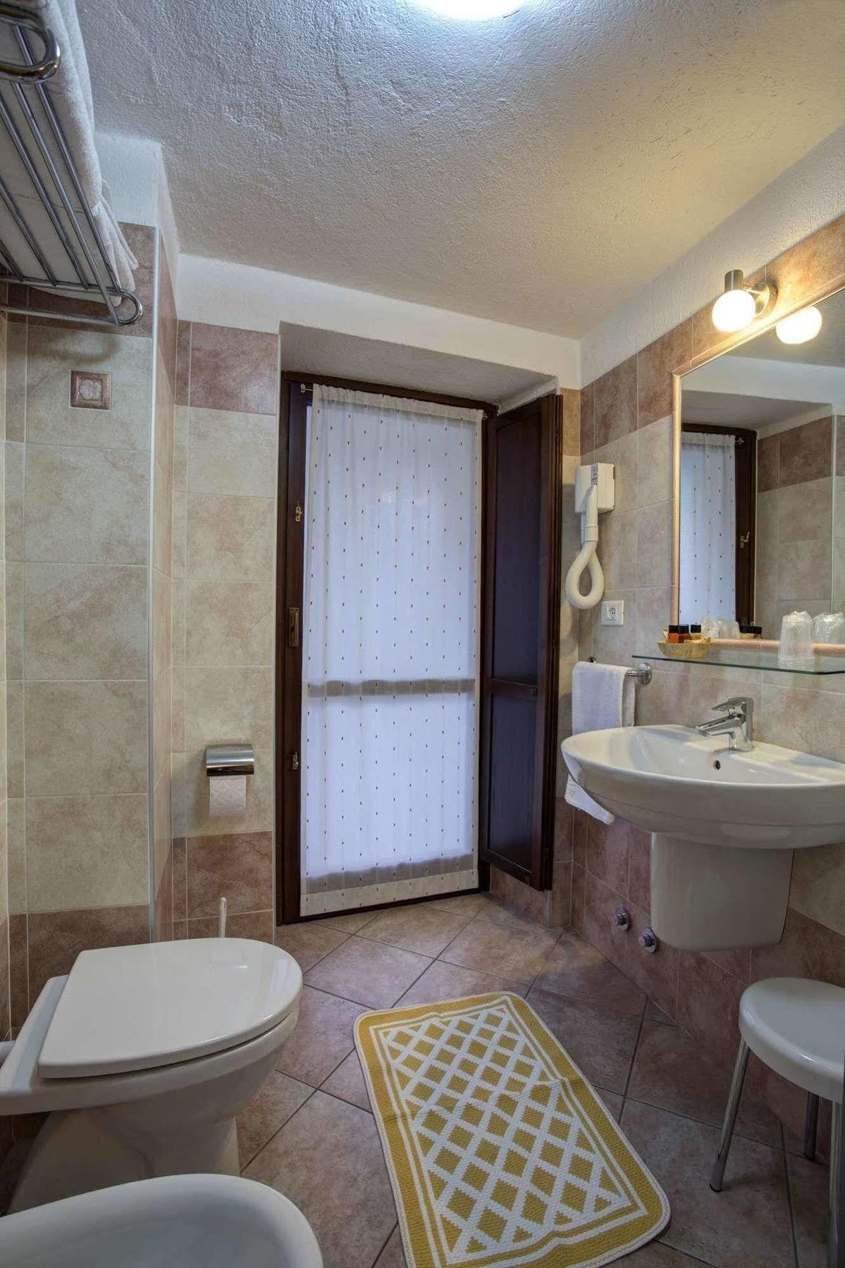 Hotel Cecchin Aosta Kültér fotó