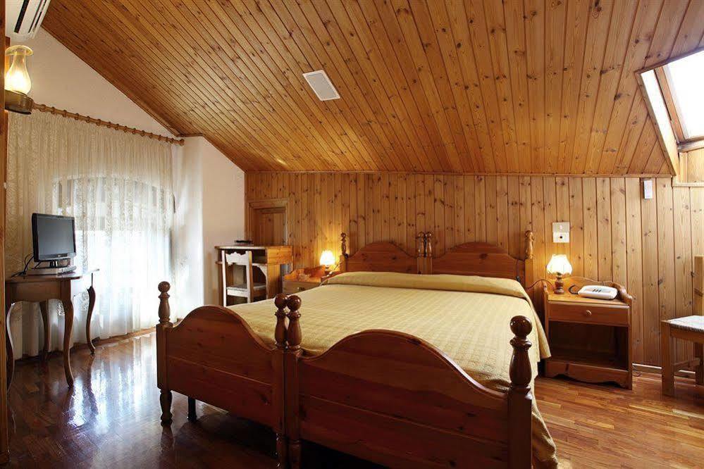 Hotel Cecchin Aosta Kültér fotó